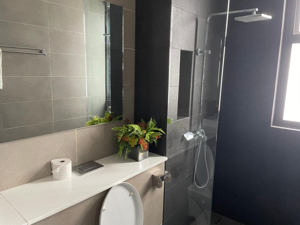 2 Bedroom Apartment @Setia Sky 88 Джохор Бахру Екстериор снимка