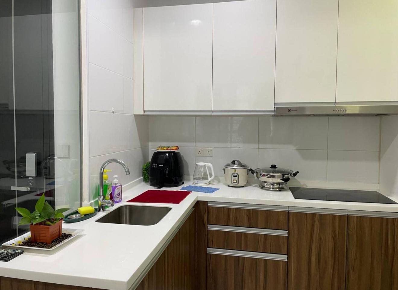 2 Bedroom Apartment @Setia Sky 88 Джохор Бахру Екстериор снимка